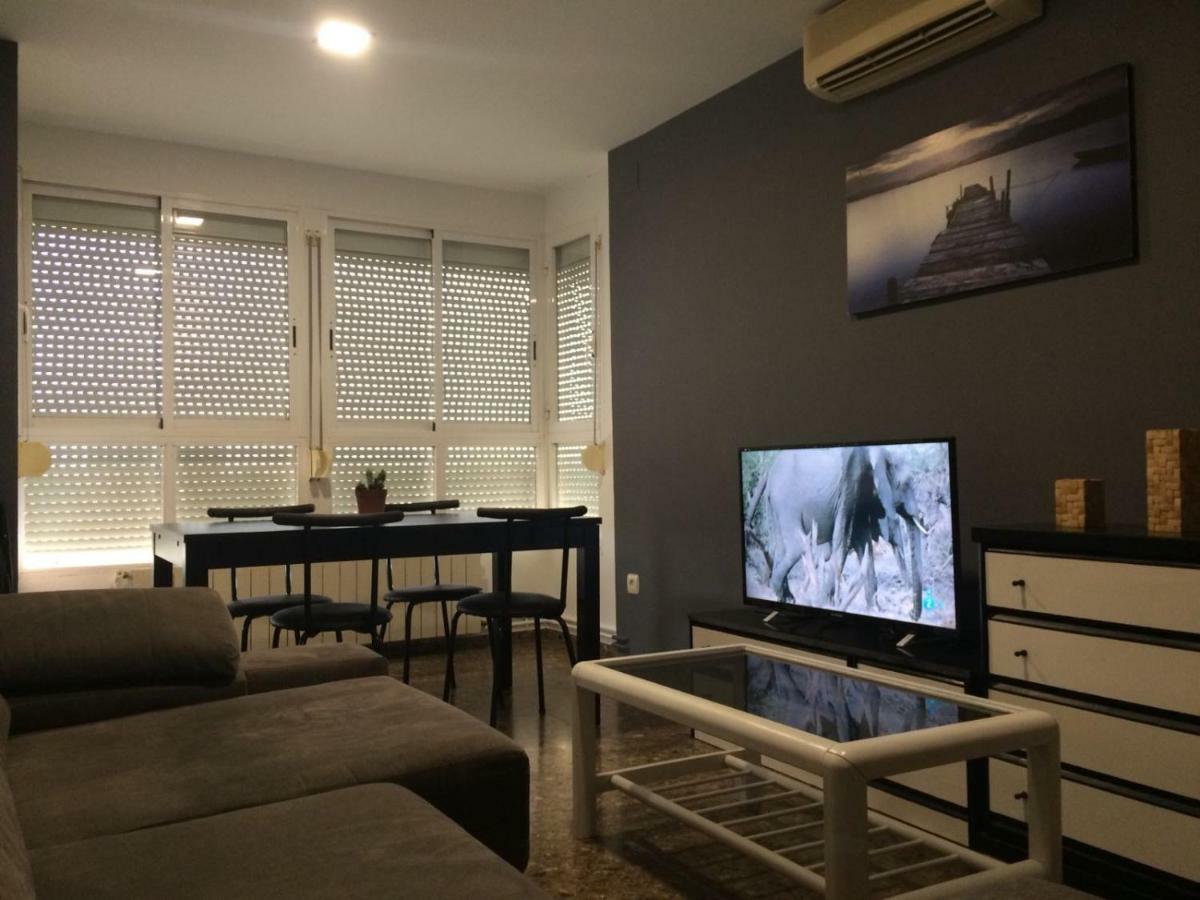 Amplio Y Comodo Apartamento Con Parking Apartment Valencia Luaran gambar