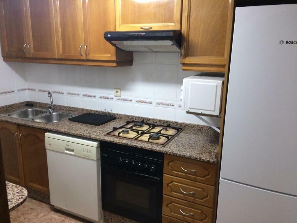 Amplio Y Comodo Apartamento Con Parking Apartment Valencia Luaran gambar
