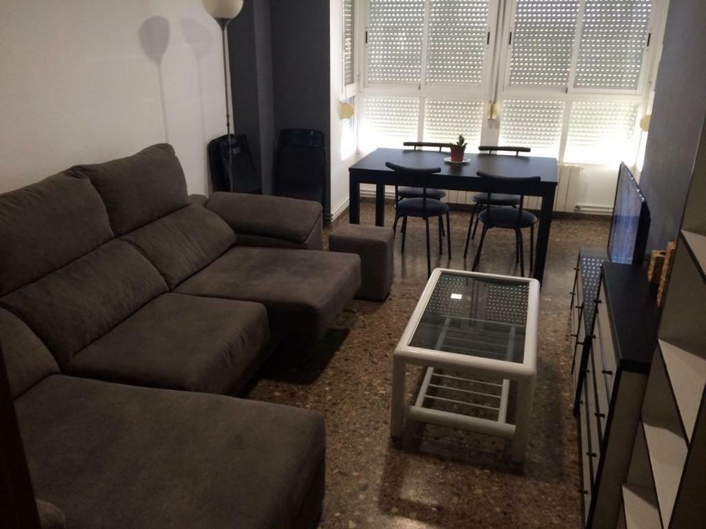 Amplio Y Comodo Apartamento Con Parking Apartment Valencia Luaran gambar