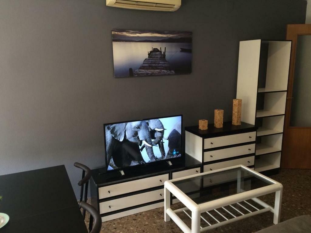 Amplio Y Comodo Apartamento Con Parking Apartment Valencia Luaran gambar